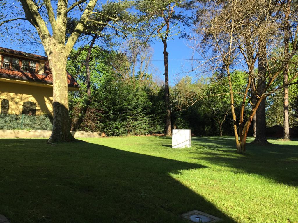 Bed&Garden Bed and Breakfast Cesate Buitenkant foto