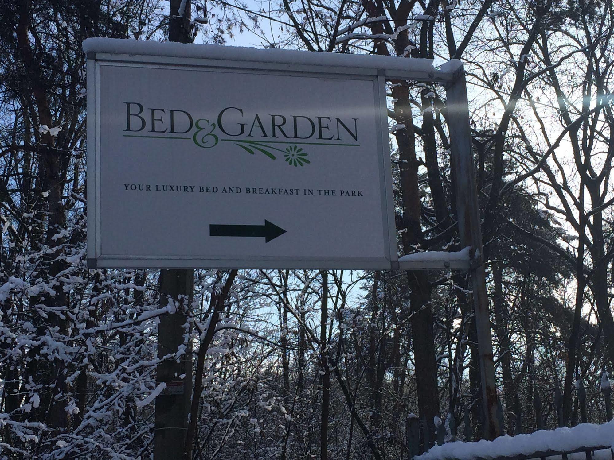 Bed&Garden Bed and Breakfast Cesate Buitenkant foto